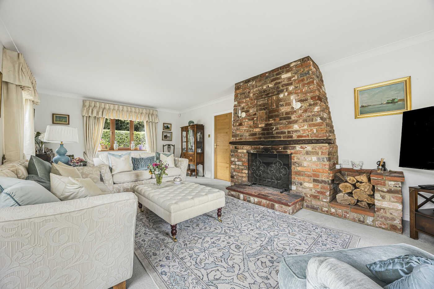 Skirmett, Henley-On-Thames